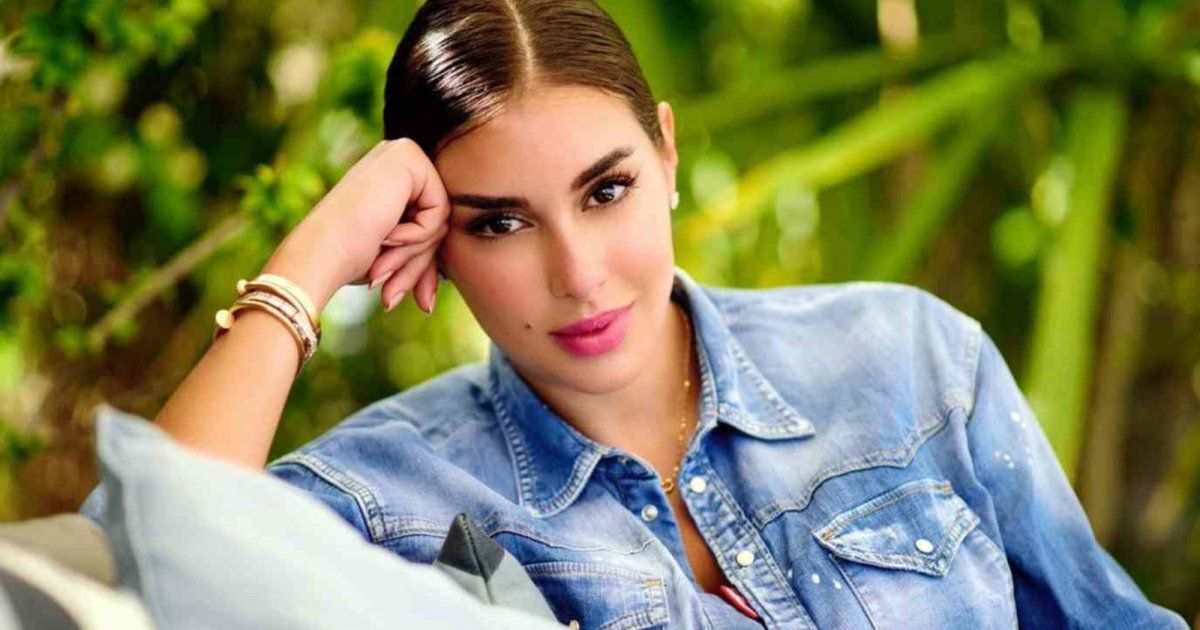 شاهد .. ياسمين صبري بإطلالة أنيقة للغاية من أمام بحيرة!