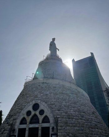 شاهد .. بالصور - سينتيا صموئيل تزور لبنان وتتوجه الى هذه الأماكن