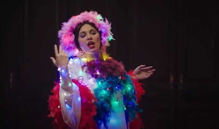 محدش يقارن رحمة أحمد بـ”دنيا سمير غانم” : عندنا موهبة جبارة