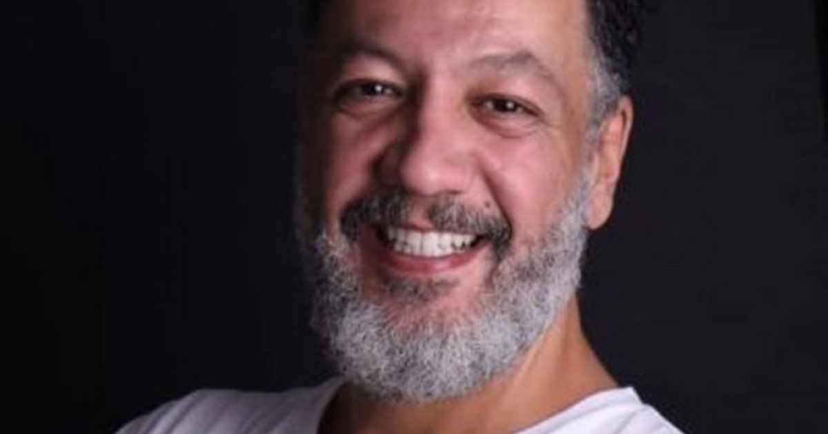 شاهد .. وائل زيدان يرد على انتقادات جوقة عزيزة...وهذا ما قاله