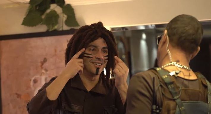 بالصور – بعد اتهامه بإهانة الفن المصري فان دام يدافع عن محمد أنور