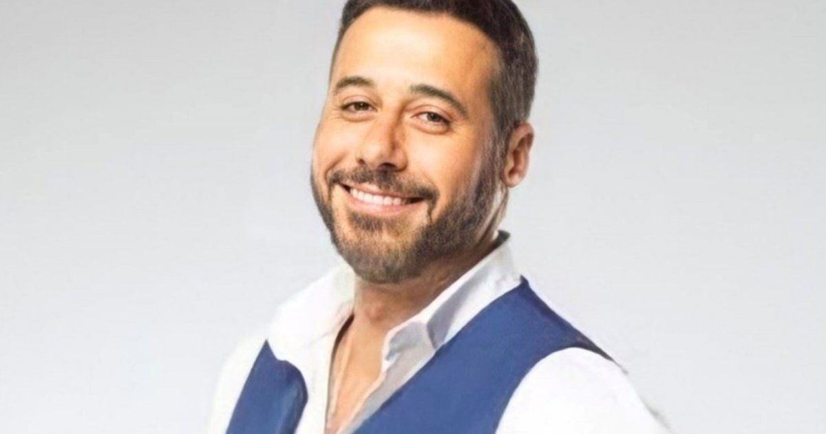 شاهد .. أحمد السعدني يرد على شائعات وفاة والده