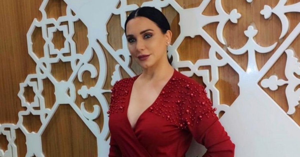 شاهد .. بالفيديو- سلاف فواخرجي عن وفاة والدها "هذه الممرضة قتلت والدي"!