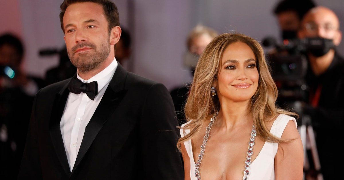 شاهد .. ما هي رمزية خاتم خطوبة جينيفر لوبيز الماسي الرائع؟