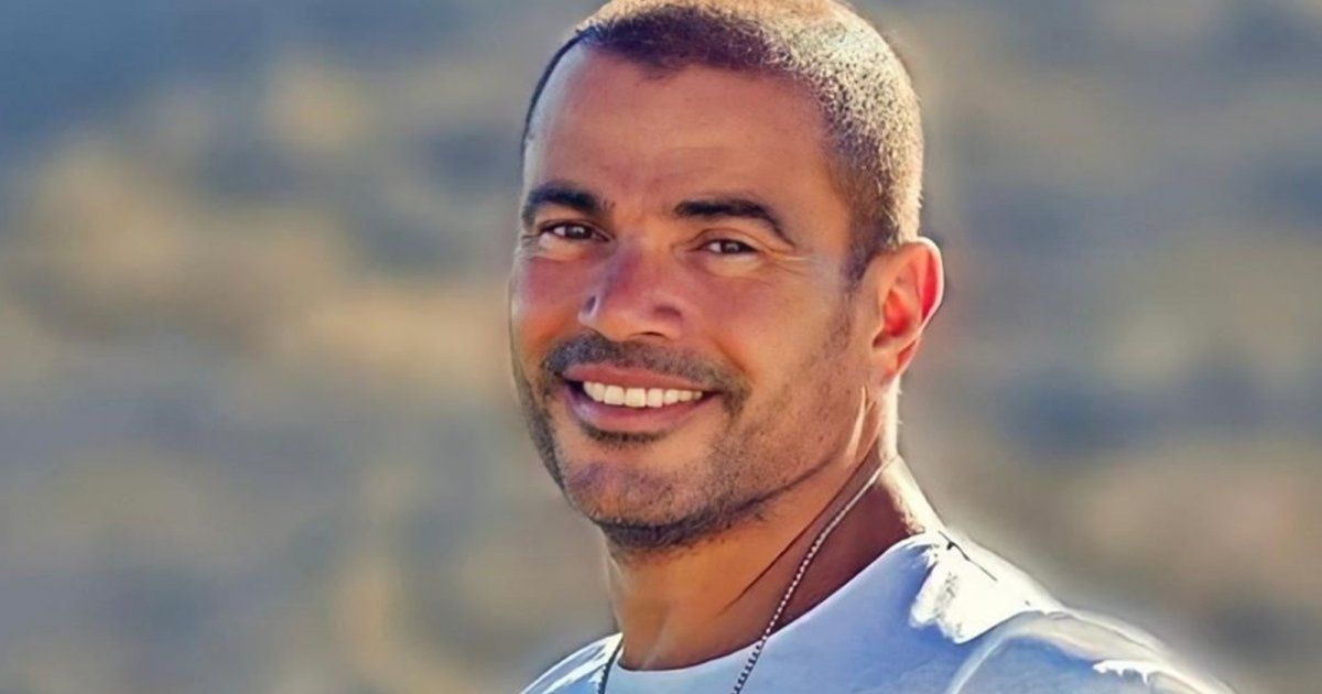 شاهد .. من أكثر الفنانين شهرة وشعبية.. إليكم حجم ثروة عمرو دياب