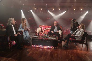 شاهد .. صباح "الأسطورة" لا تغيب.. و"تياترو" مع جمال فياض وحبيبة طرّاب يستذكرها