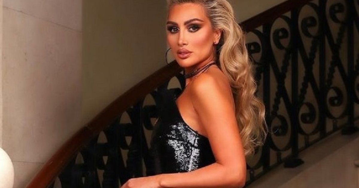 شاهد .. مايا دياب بإطلالة فريدة وجمالها محط الأنظار