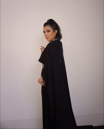 شاهد .. بعد زواجها.. هكذا أطلت كورتني كادراشيان!