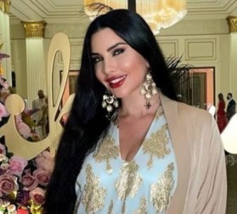 لاميتا فرنجيه تخطف الانظار بإطلالة رمضانية- شاهد