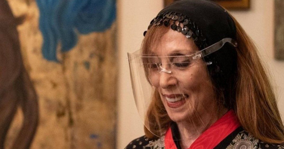 شاهد .. هكذا بدت فيروز يوم زفافها..صور نادرة يفوق عمرها الستون عاما!