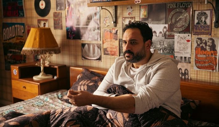 بالفيديو – حبس أكرم حسني في “مكتوب عليا”