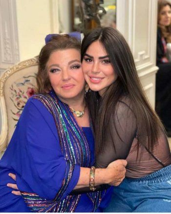 شاهد .. بالصورة- أحدث ظهور لهدى رمزي بعد أعوام على إعتزالها