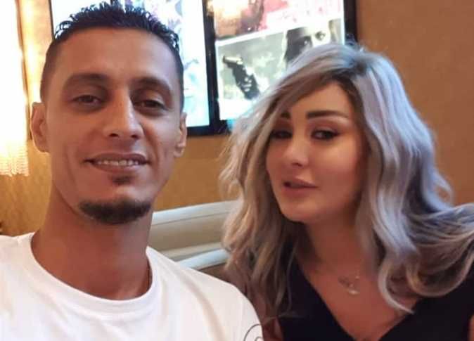 نور الكاديكي تحتفل بخطبتها بخاتم بـ2 مليون دولار