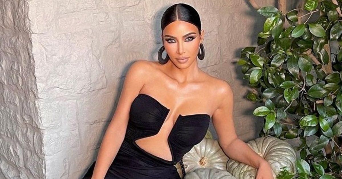 شاهد .. سمعة كيم كارداشيان مهددة بسبب فيديوهات "خاصة جدا" مع هذا الرجل