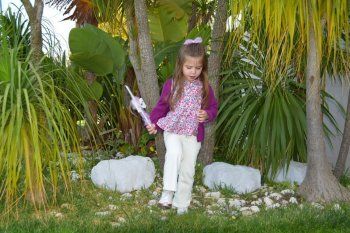 شاهد .. صور بنات نانسي عجرم تجتاح السوشيال ميديا.. والجمهور يتفاعل!