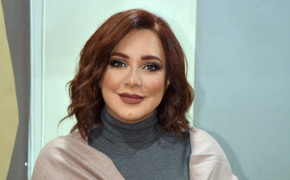 شاهد .. هل غيرت سلاف فواخرجي دينها بعد إنفصالها عن زوجها؟