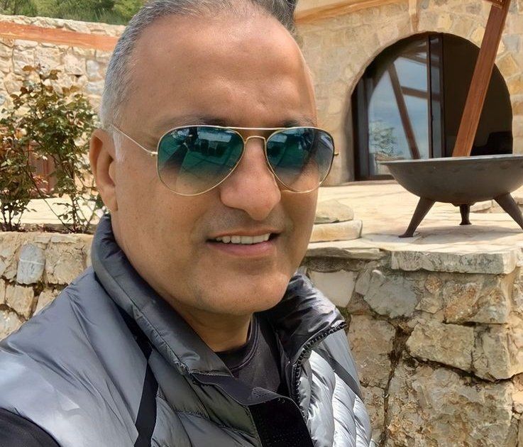 شاهد .. طوني كيوان يُفجع بوفاة والدته