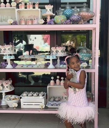 شاهد .. بالصور - كلوي كارداشيان تبذخ في الإحتفال في عيد ميلاد إبنتها