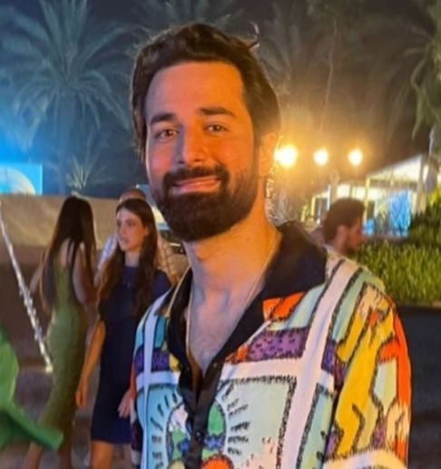 احمد حاتم يخطف الانظار في احدث ظهور له – شاهد