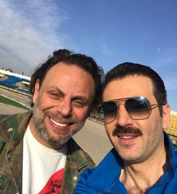 شاهد .. بالصور - إليكم سبب إحتفال يامن حجلي