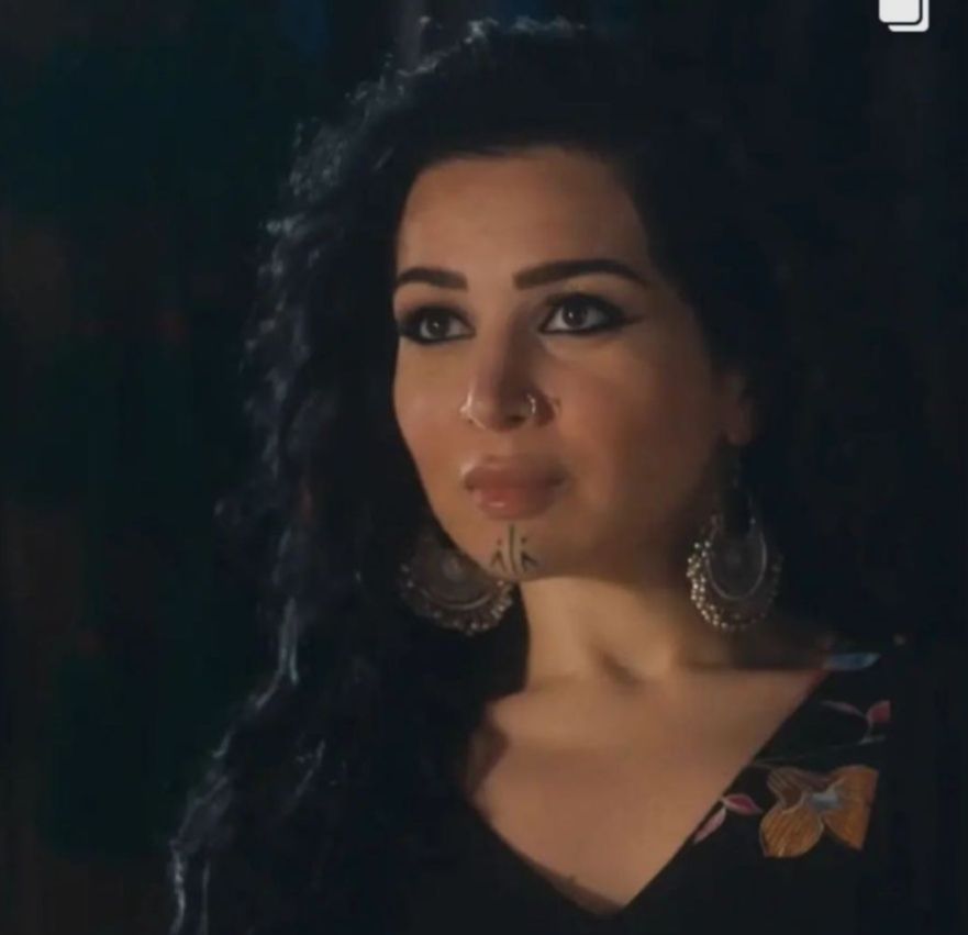 مي عز الدين تروج لجزيرة الغمام بصورة من الكواليس- شاهد