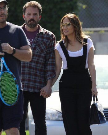 شاهد .. أول ظهور علني لـ جينيفر لوبيز وبن أفليك بعد إعلانهما الخطوبة