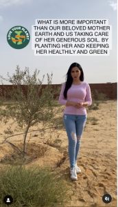 اتفرج – نسرين طافش تنشر فيديو جديد لها بملابس كاجول