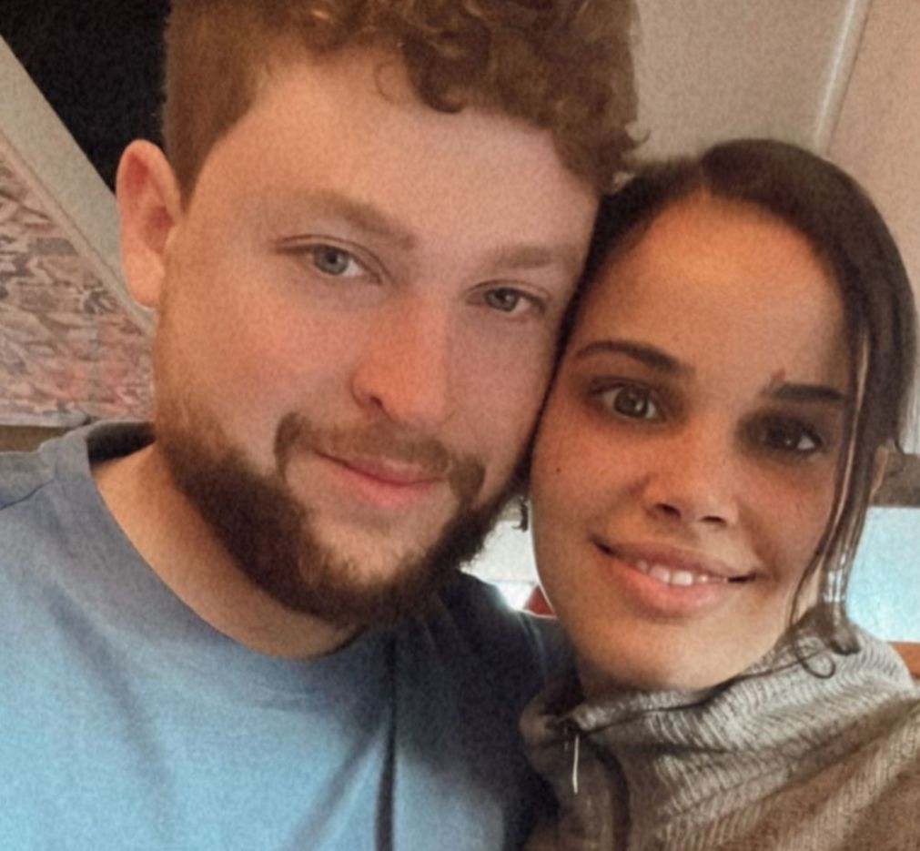 نور عمرو دياب تخطف الانظار بصورة رومانسية برفقة خطيبها- شاهد