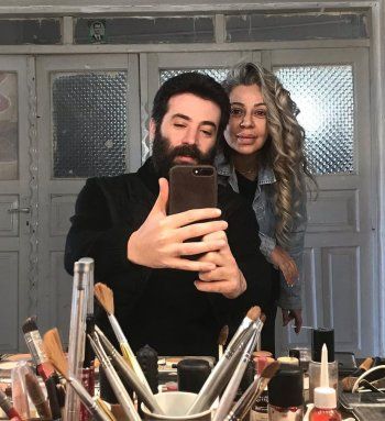 شاهد .. بالصور - إليكم سبب إحتفال يامن حجلي