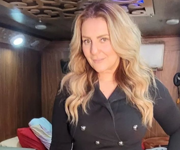 رانيا محمود ياسين تتألق من كواليس مسلسل انحراف- شاهد