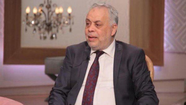 شاهد .. أشرف زكي يتحدث للمرة الأولى عن أزمته الصحية:"الطبيب قال لي إنت معرض للموت"