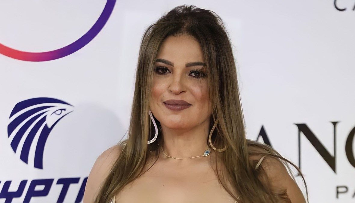 نهلة سلامة تعلن نبأ زواجها من غير ماتاخد الإذن مننا