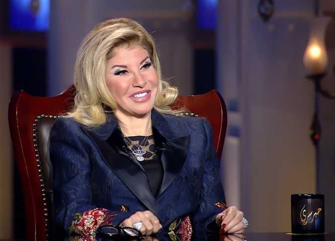 هالة سرحان قاعدة مش شغالة و عايزة تحبس نجوم المهرجانات