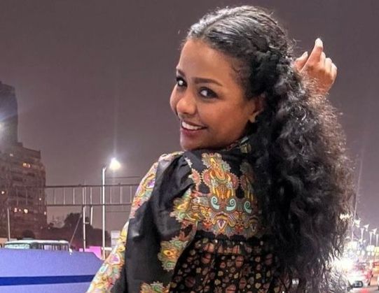 بفستان مشجر .. أسماء ابو اليزيد تسحر متابعيها- شاهد