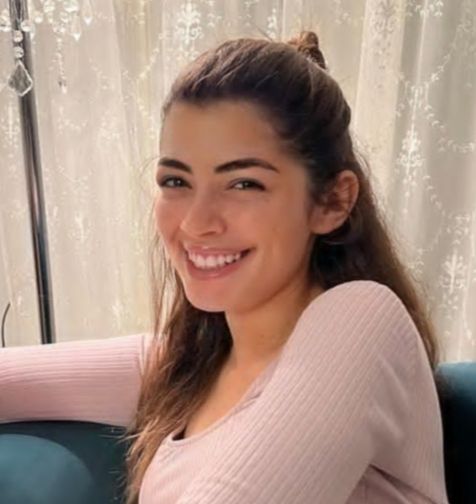 ليلي احمد زاهر تتألق بإطلالة ناعمة من منزلها – شاهد