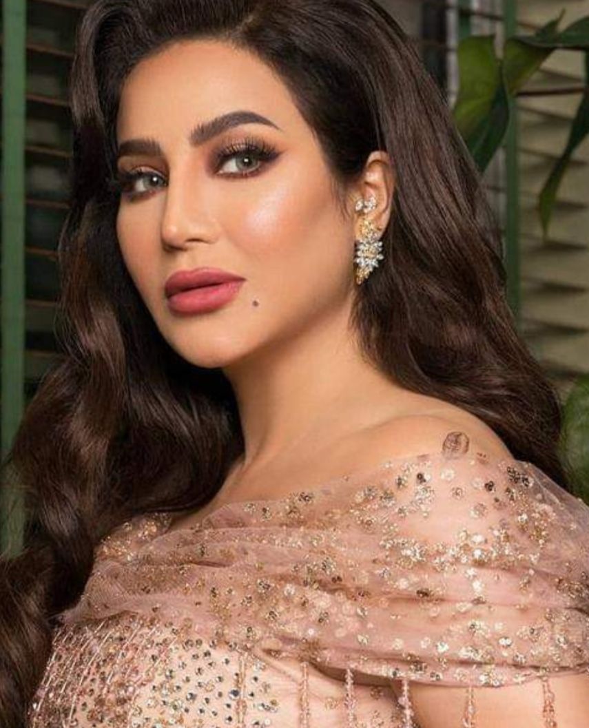 لجين عمران تكشف حقيقة تعرضها لعملية احتيال بمئات آلاف الدراهم