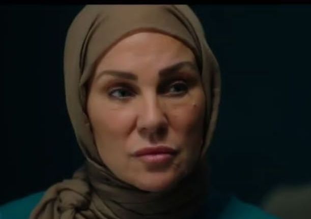 شرين رضا تخطف الانظار بالحجاب من كواليس” شغل عالي”- شاهد