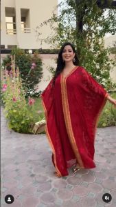 اتفرج – القمر نسرين طافش بتتمخطر بالأحمر الناري