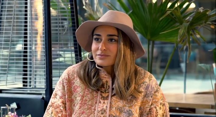 أمينة خليل تتحدث عن حبيبها وقصة الفراق بينهم – فيديو