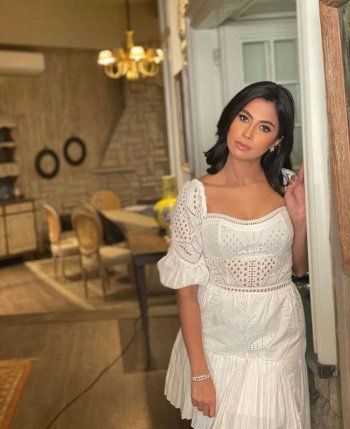 شاهد .. روبي تخطف الانظار بإطلالتها باللون الأبيض.. والجمهور يتفاعل