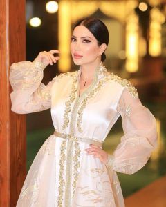 اتفرج – نسرين طافش زغللت القلوب في رمضان بالأبيض الجرئ