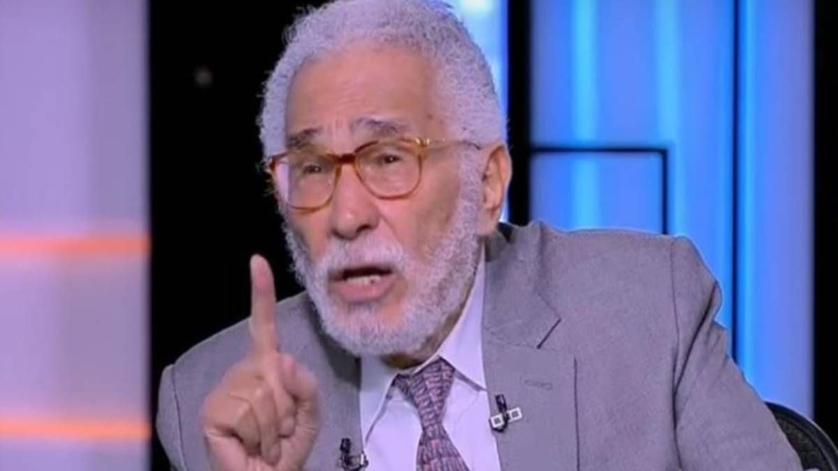 نجل عبد الرحمن أبوزهره يطمأن جمهور والده علي صحته اثر خضوعه لعملية جراحية