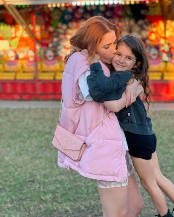 شاهد .. دانييلا رحمة تستمتع بوقتها مع أولاد أخواتها.. وهكذا علقت