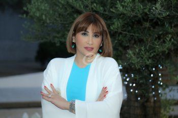 شاهد .. خاص بالصور- خبيرة التجميل سارة خباز تجمع هلا المرّ وأرز الشدياق وبرناديت حديب