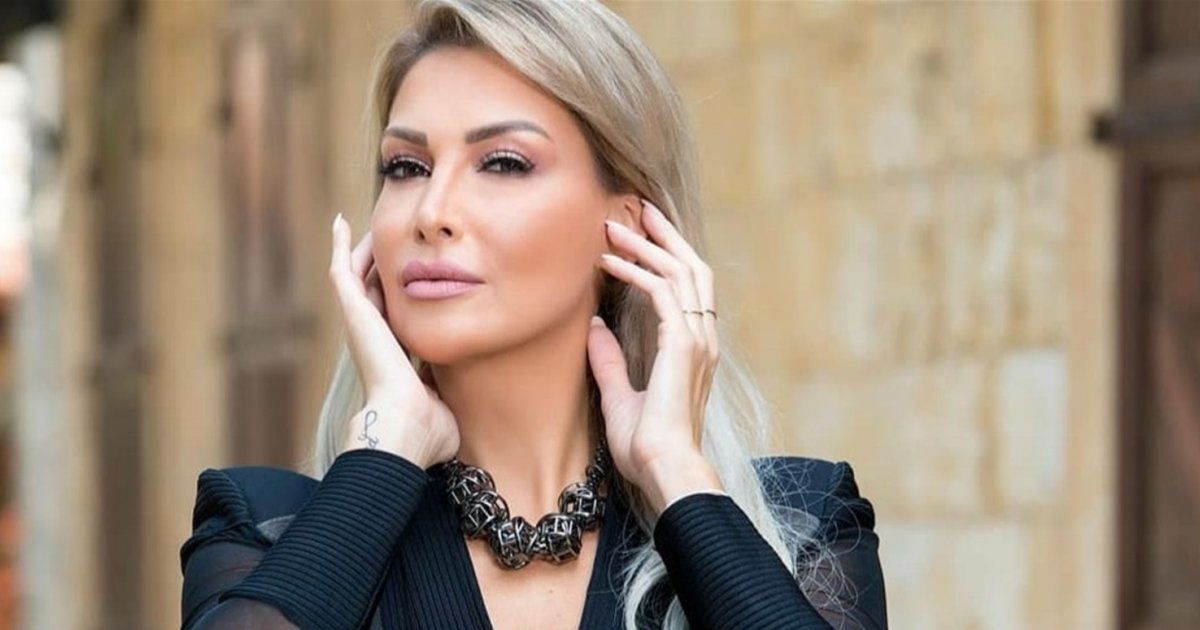 شاهد .. كريستينا صوايا تتألق باللون الأبيض.. شاهدوا إطلالاتها