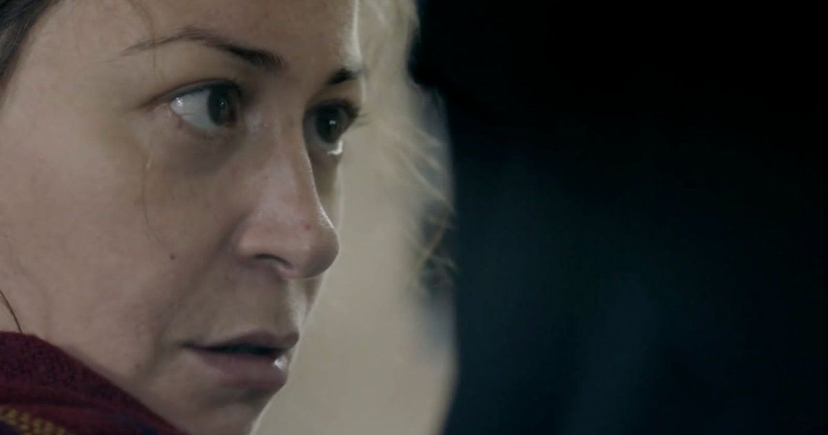 شاهد .. "يطلوع الروح"..منة شلبي تنجو بأعجوبة من الموت على يد داعش