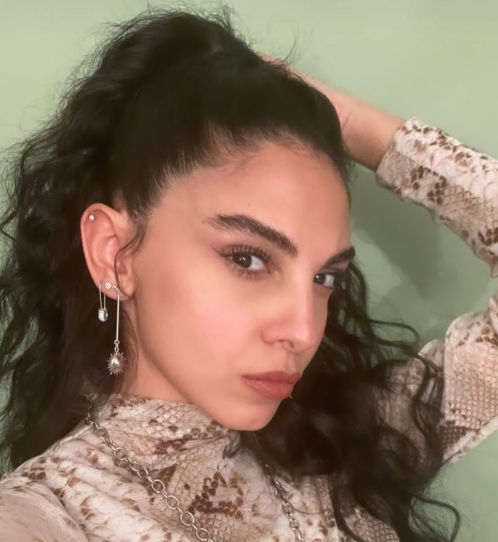 سلمي ابو ضيف تتألق بالسيلفي في احدث اطلالتها- شاهد