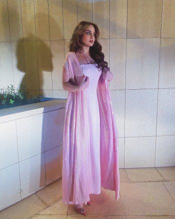 شاهد .. بالصورة- إبنة هيفا وهبي بالعباءة تخطف قلوب متابعيها في أحدث إطلالاتها