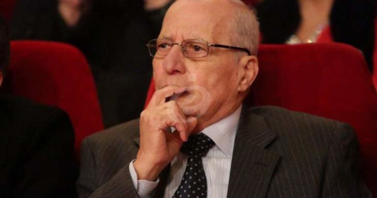 شاهد .. خاص- بعد انتشار خبر تعرض إيلي شويري لجلطة في القلب..الفن يكشف الحقيقة