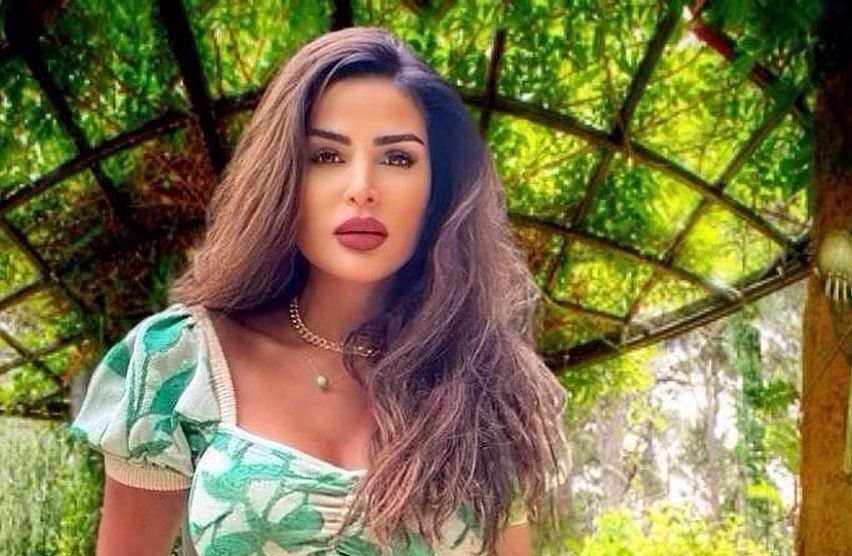 شاهد .. بالفيديو - نيللي مقدسي تكشف سبب نعتها لإليسا بالمتعجرفة